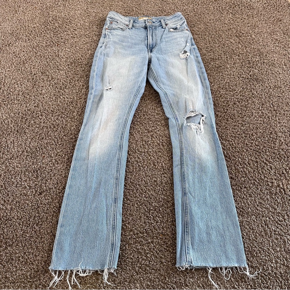 Maurices Light Blue Distressed Straight Leg Jeans ❄️